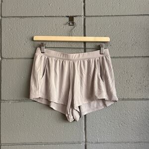 Eberjey Finley Not So Basic Short in Soft Grey size S